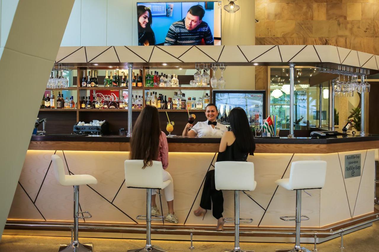 Amza Park Hotel ガグラ エクステリア 写真